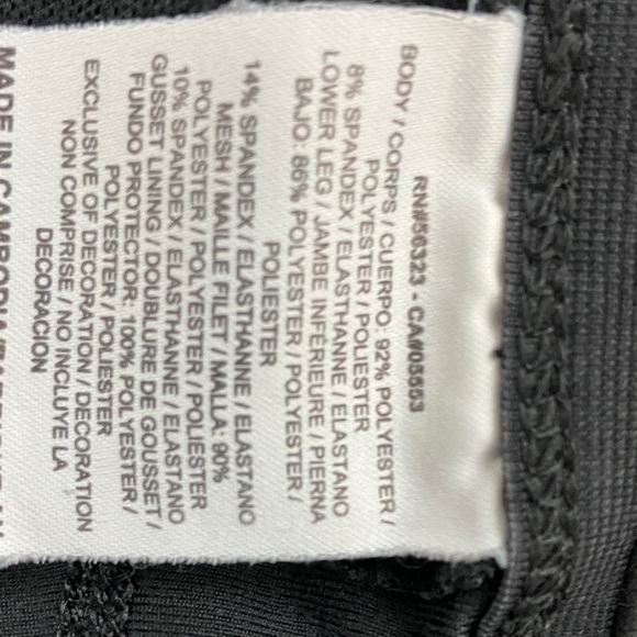 Nike Black Performance Capris‎ - Picture 6 of 9